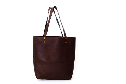 LEATHER TOTE BROWN.jpg